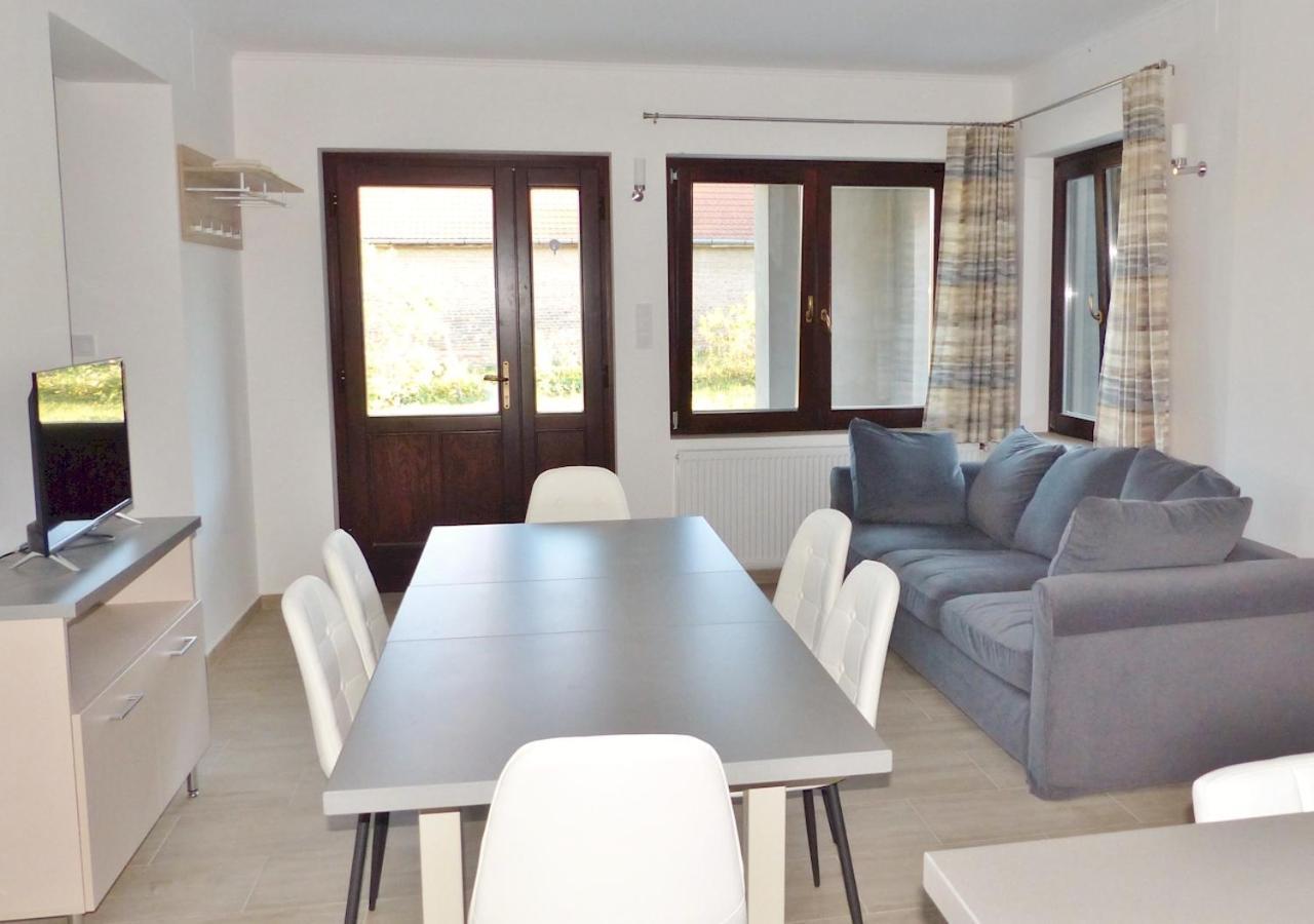 Guest House Magyarlukafa 外观 照片